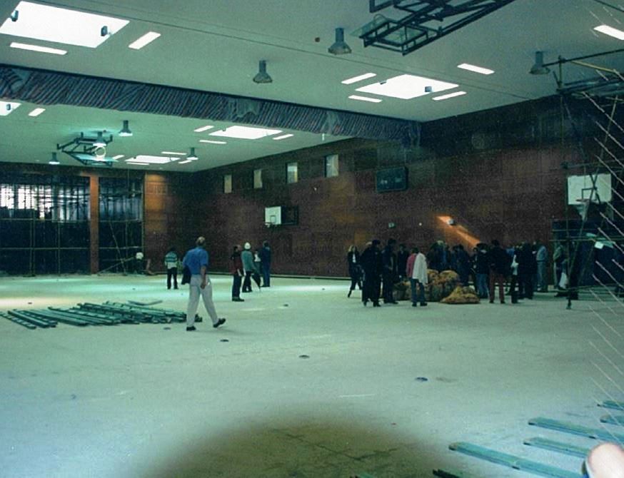 Galeriebezeichnung 1999-2000 Bildnummer 77 Bild