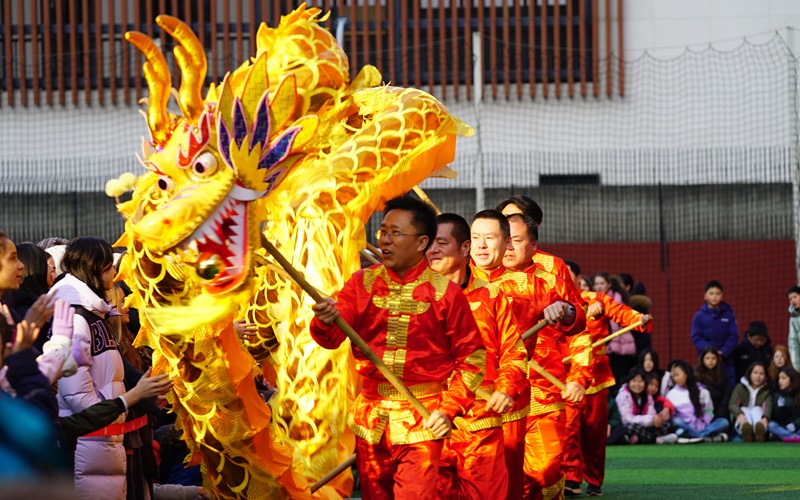 Farbenfrohes Spektakel zum Chinesischen Frhlingsfest